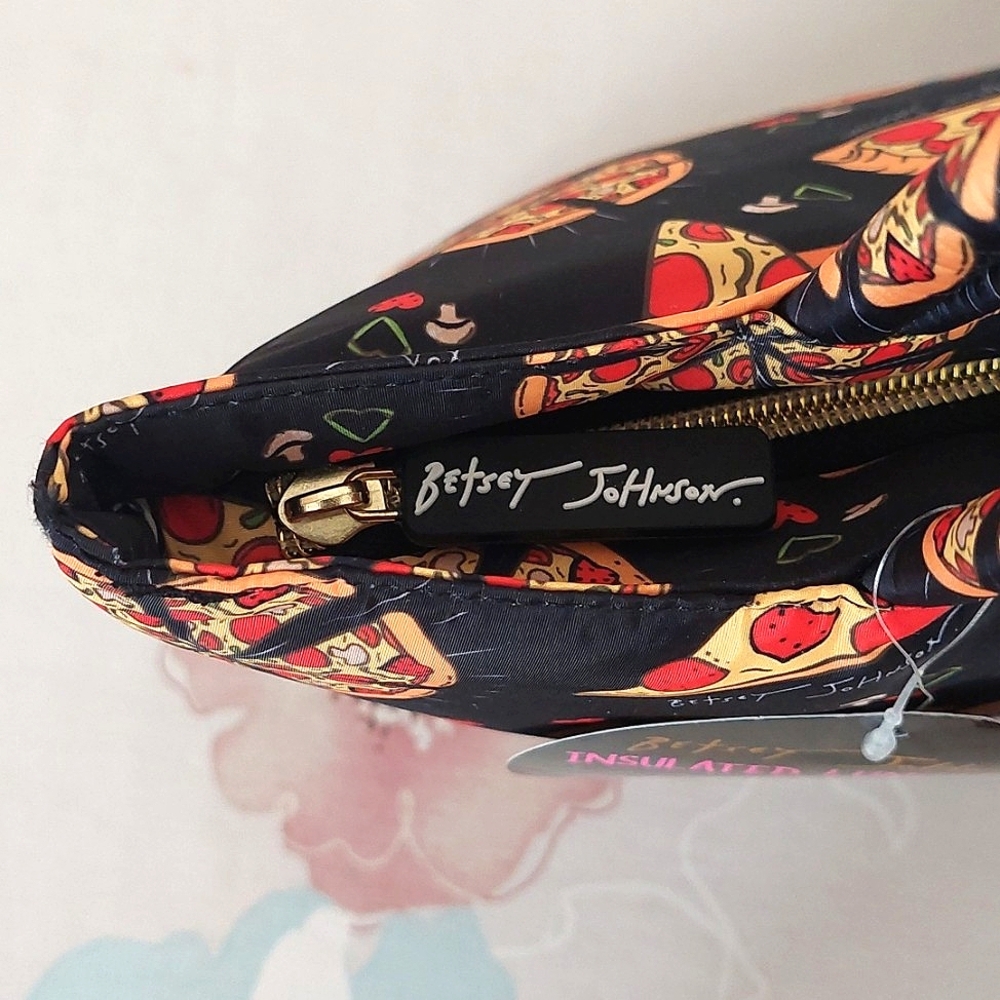 New Betsey Johnson Pizza Print Lunch Tote Bag - Picture 11 of 16